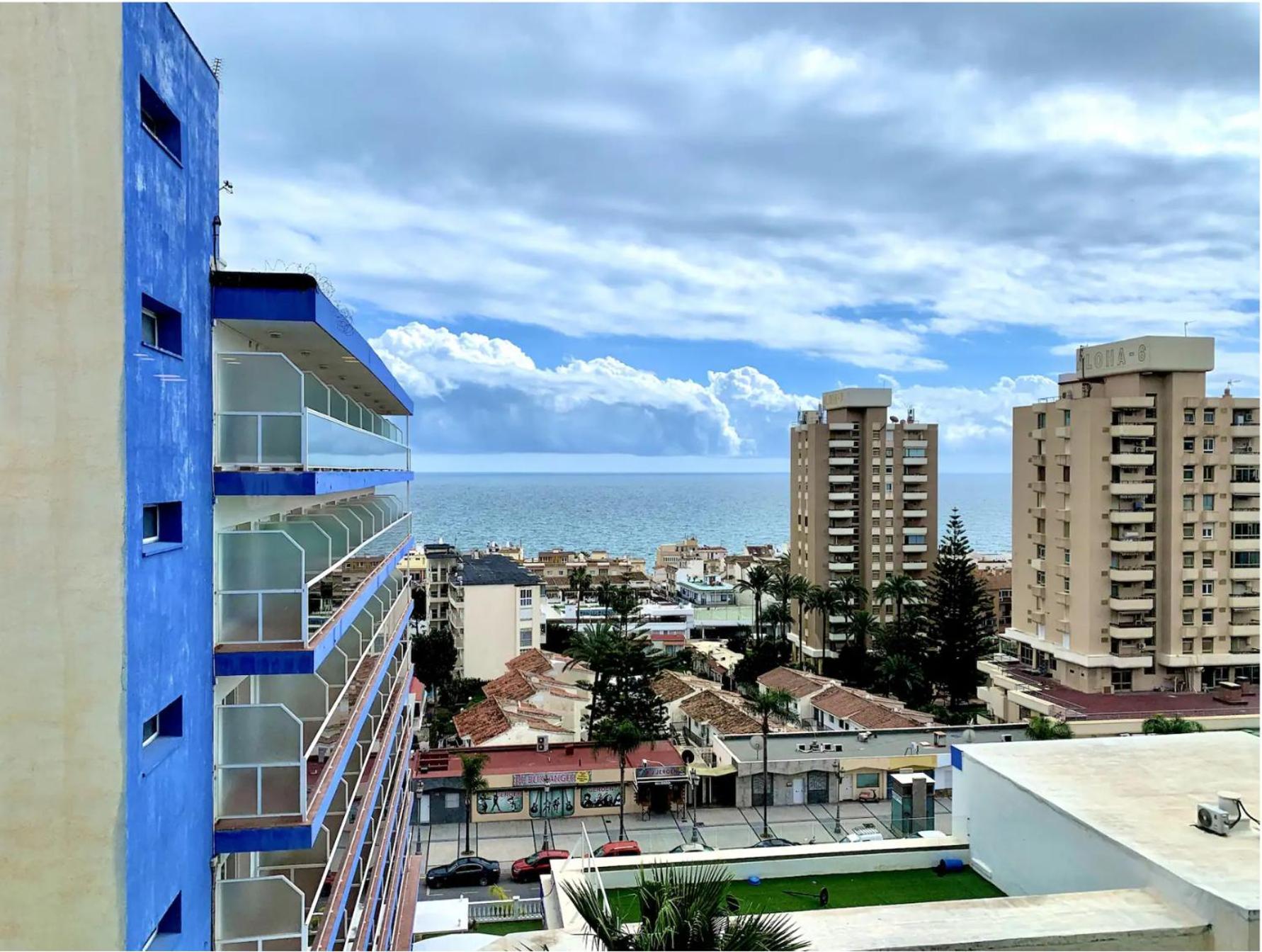 Inviting Studio With Sea View Torremolinos Exterior photo